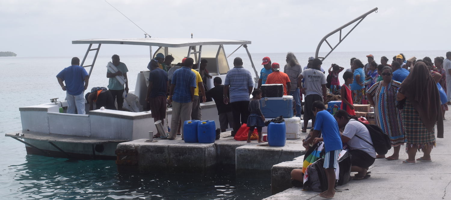 Locals crowding to get on the Arno Atoll boat