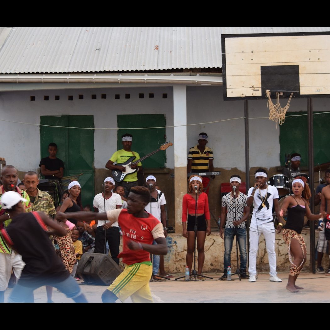 Fighting and singing in Madagascar
